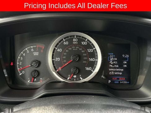 Used 2022 Toyota Corolla SE FWD image 26