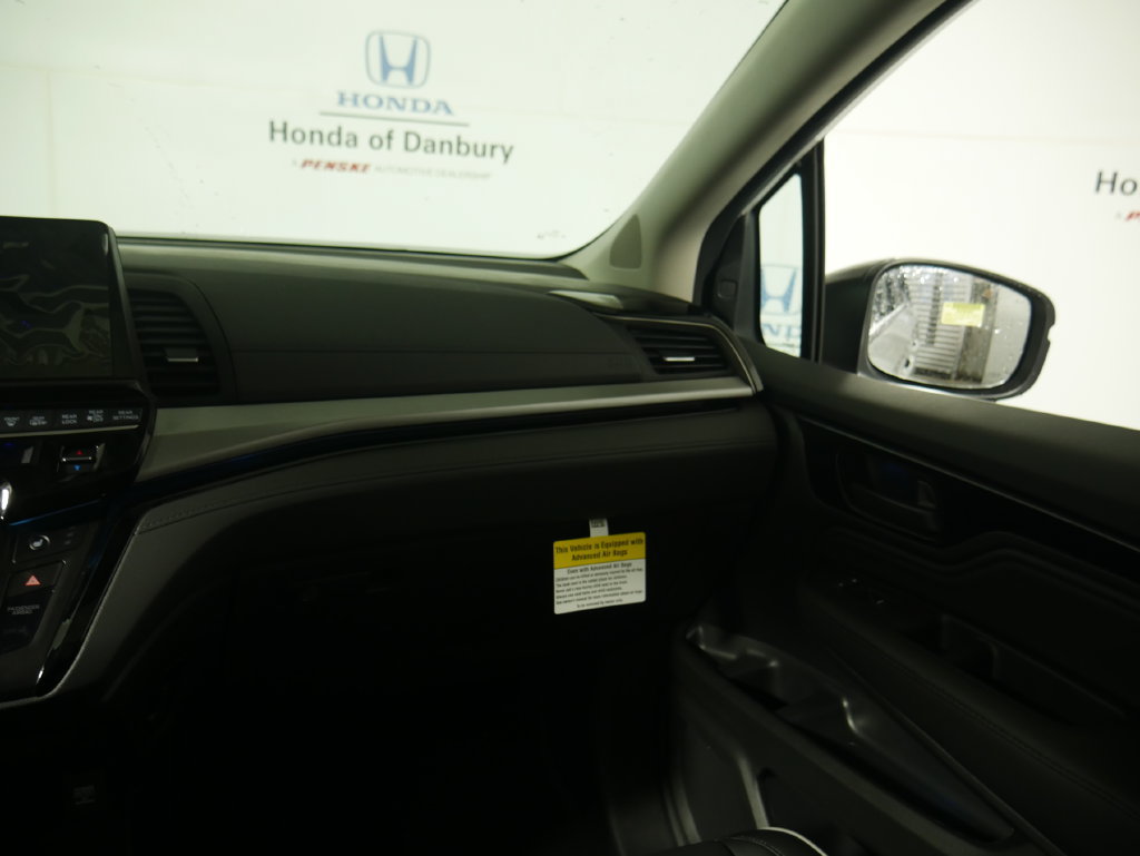 New 2027 Honda Odyssey Touring image 12