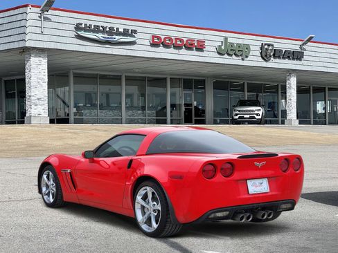 Used 2011 Chevrolet Corvette Grand Sport w/ Preferred Equipment Group image 4