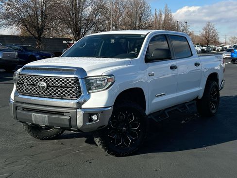 Used 2018 Toyota Tundra SR5 image 2