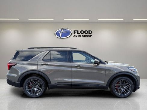 New 2026 Ford Explorer ST AWD/4WD image 4