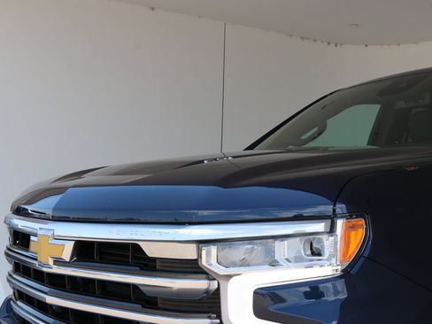 Used 2023 Chevrolet Silverado 1500 High Country w/ High Country Premium Package AWD/4WD image 57