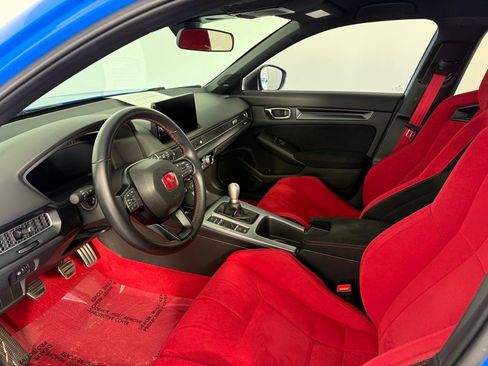 Used 2024 Honda Civic Type R image 4