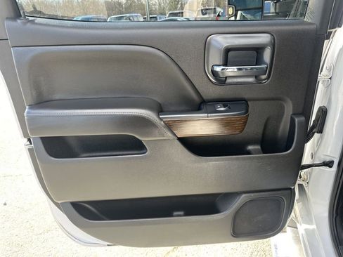 Used 2019 GMC Sierra 3500 Denali image 28