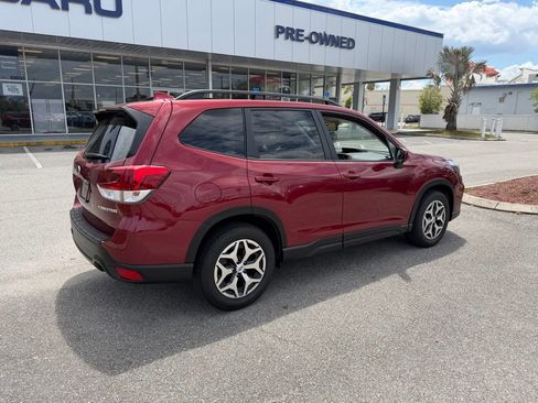 Used 2021 Subaru Forester Premium w/ Popular Package #1 image 3