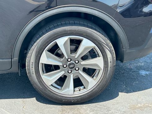 Used 2025 Ford Escape Platinum AWD/4WD image 49