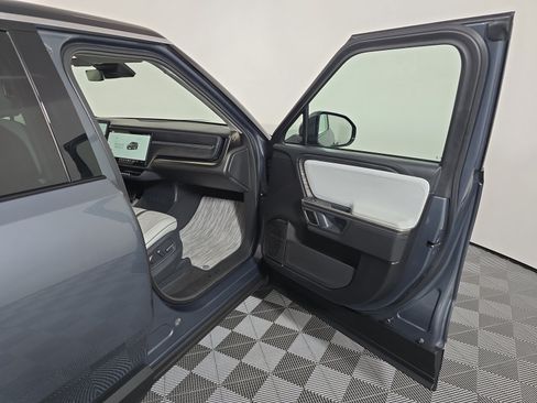 Used 2023 Rivian R1S Adventure Quad AWD/4WD image 18