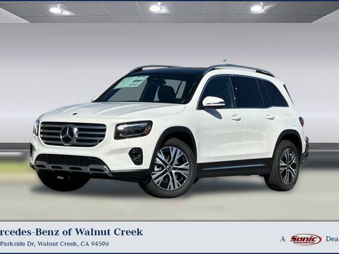 Used 2026 Mercedes-Benz GLB 250 image 1