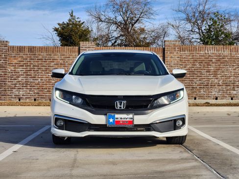 Used 2019 Honda Civic EX image 2