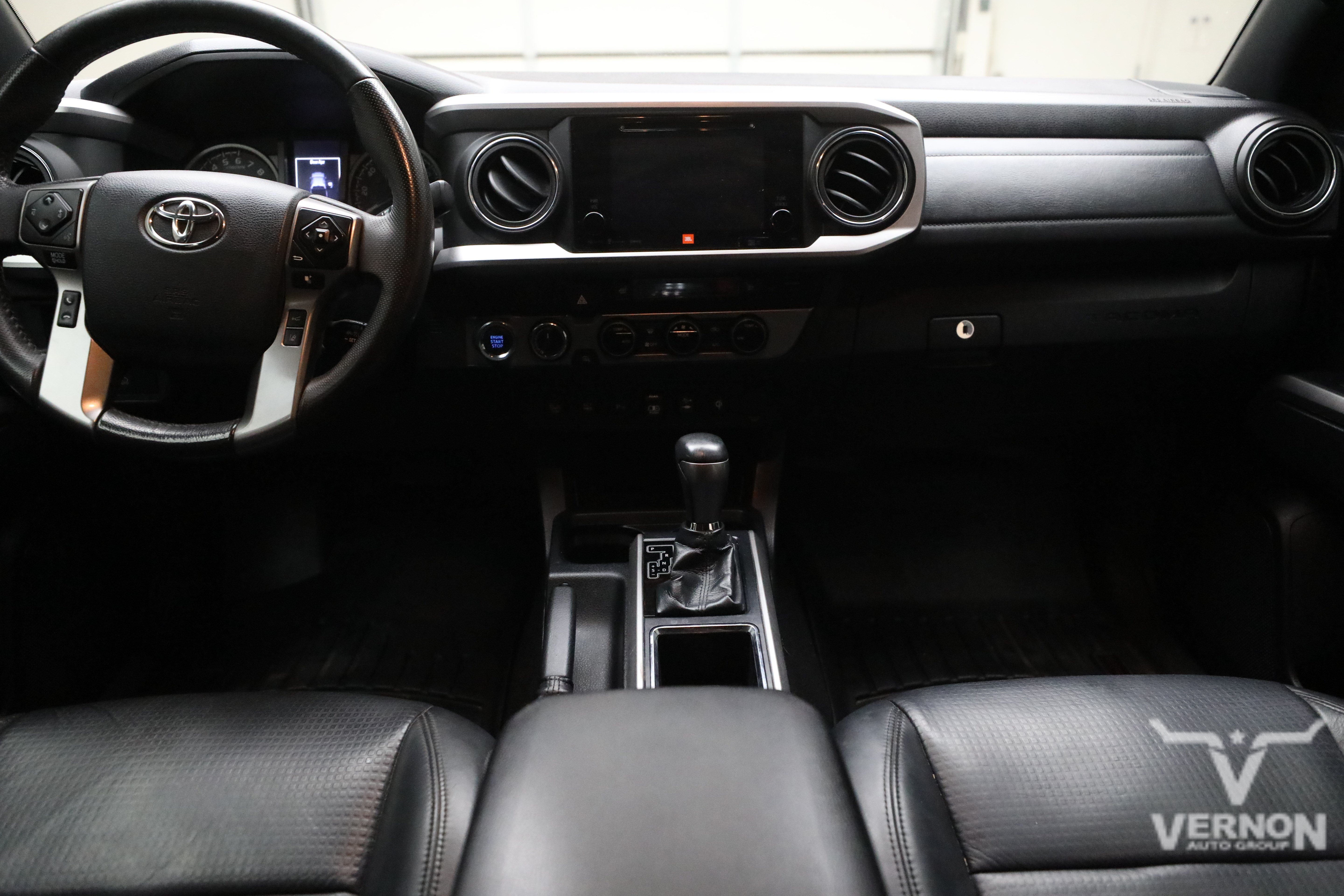 Used 2018 Toyota Tacoma Limited AWD/4WD image 13