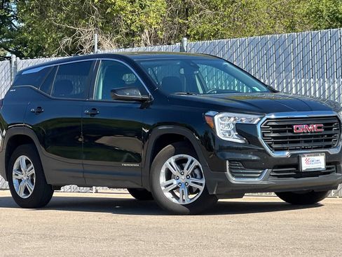 Used 2024 GMC Terrain SLE AWD/4WD image 2