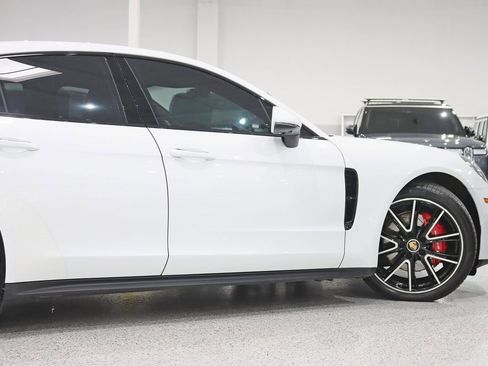 Used 2021 Porsche Panamera 4S image 12