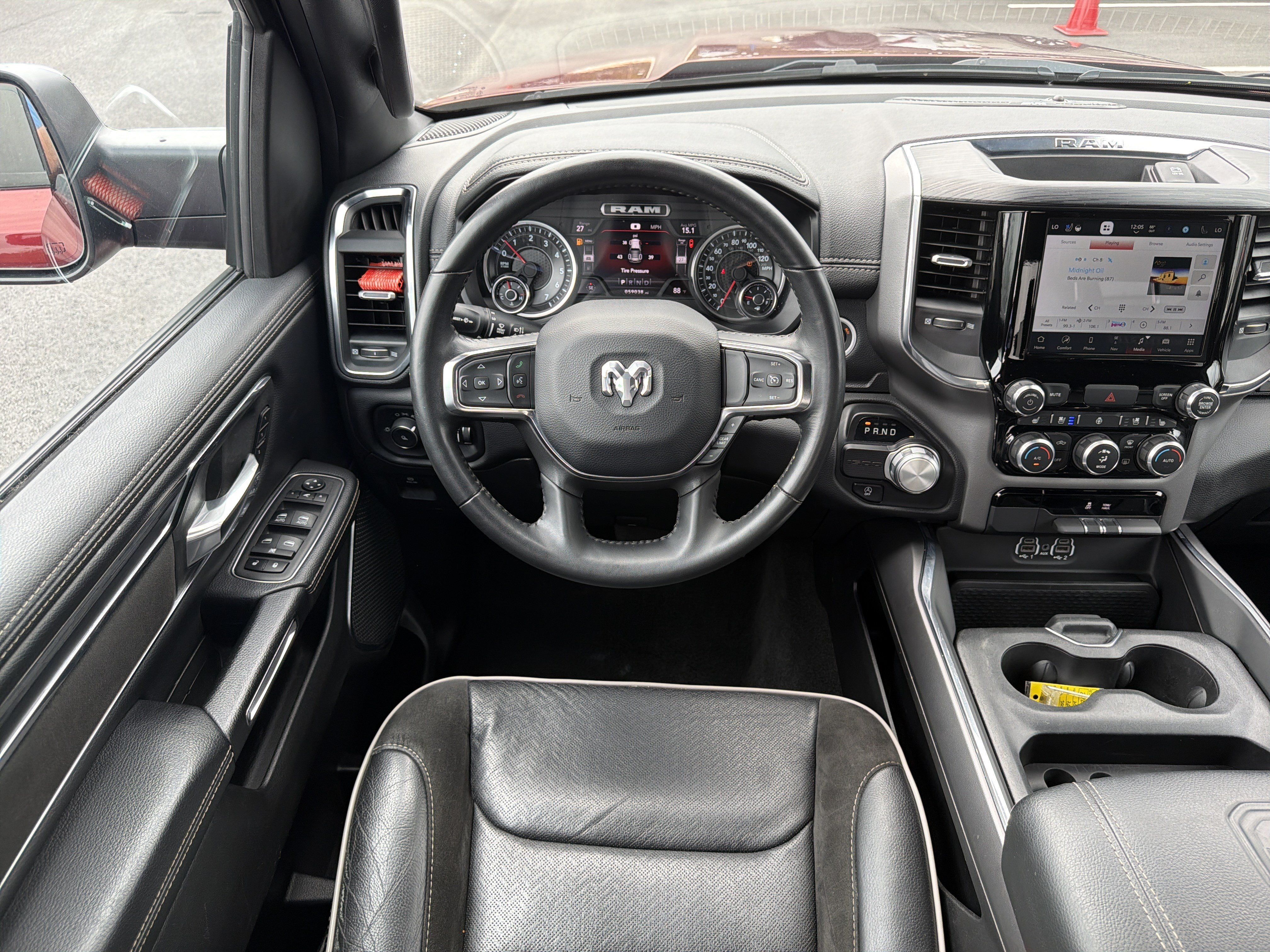 Used 2024 RAM 1500 Laramie RWD image 22