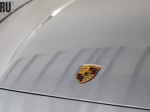 Used 2014 Porsche Panamera 4 image 4