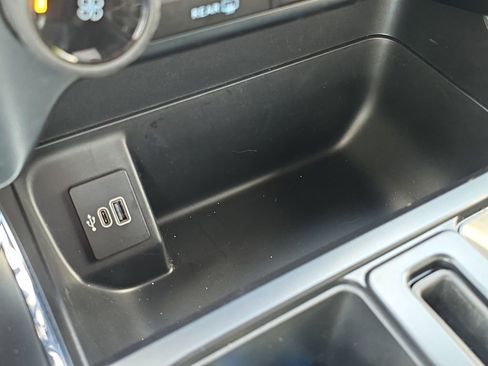 Used 2025 Ford F150 STX w/ Equipment Group 200A RWD image 32