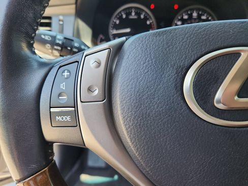 Used 2014 Lexus ES 350 w/ Premium Package FWD image 19
