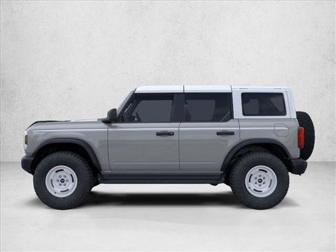 New 2026 Ford Bronco Heritage Edition image 3
