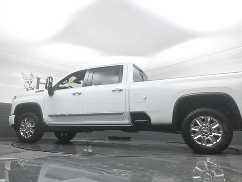 New 2026 Chevrolet Silverado 2500 High Country w/ High Country Premium Package image 33