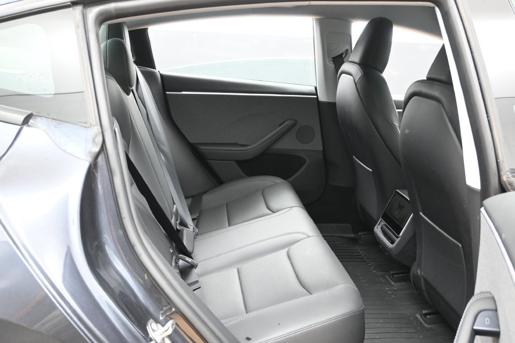 Used 2024 Tesla Model 3 Standard Range RWD image 27