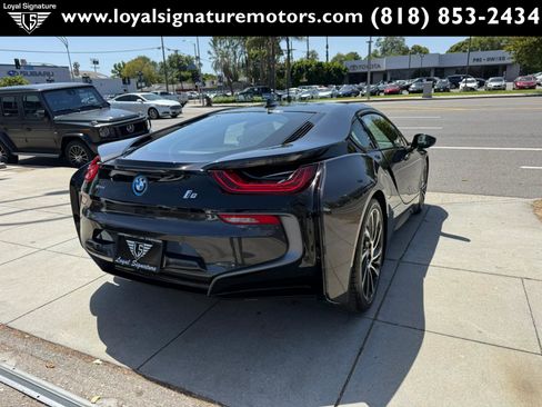Used 2015 BMW i8 image 7