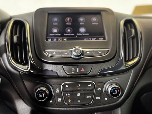 Used 2022 Chevrolet Equinox RS image 19