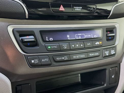 Used 2021 Honda Pilot Special Edition image 18