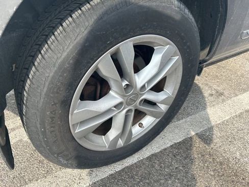 Used 2013 Nissan Rogue SV w/ Premium Pkg image 44