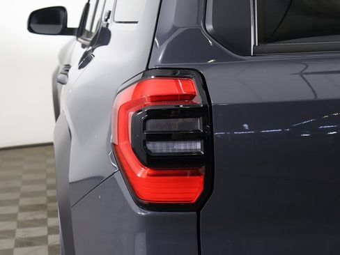 Used 2025 Toyota 4Runner TRD Off-Road image 15