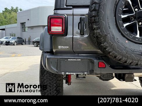 Used 2025 Jeep Wrangler Unlimited Sport AWD/4WD image 18