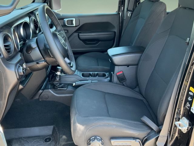 Used 2023 Jeep Wrangler Unlimited Sport AWD/4WD image 12