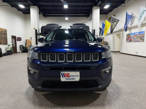 Used 2021 Jeep Compass Latitude AWD/4WD image 2