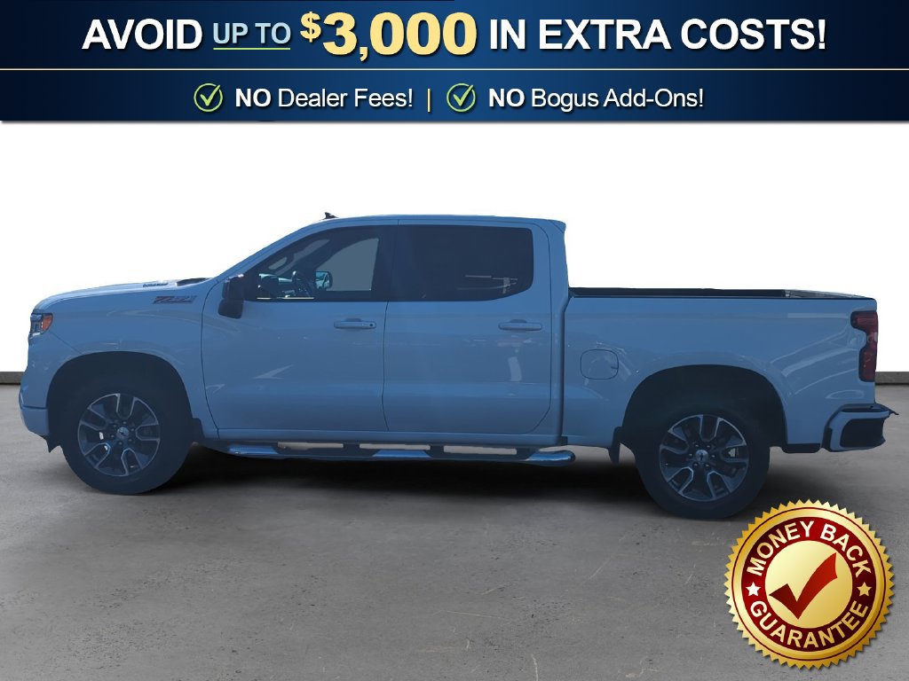 Used 2023 Chevrolet Silverado 1500 RST AWD/4WD image 2