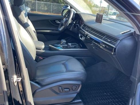 Used 2017 Audi Q7 3.0T Prestige image 8