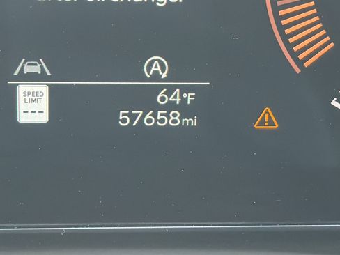 Used 2025 Hyundai Tucson SEL AWD/4WD image 29