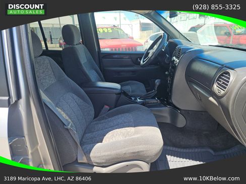 Used 2004 GMC Envoy SLE w/ Preferred Equipment Group AWD/4WD image 9