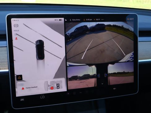 Used 2023 Tesla Model Y Performance AWD/4WD image 21