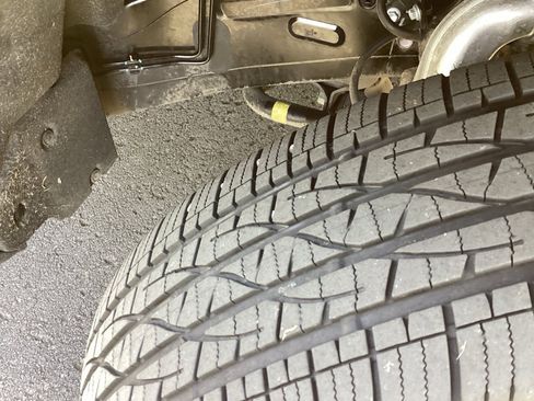 Certified 2025 Toyota Tacoma SR w/ SR Upgrade Package image 6