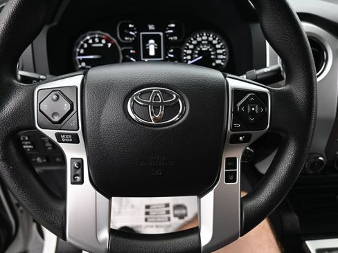 Used 2021 Toyota Tundra SR5 w/ SR5 Upgrade Package AWD/4WD image 19