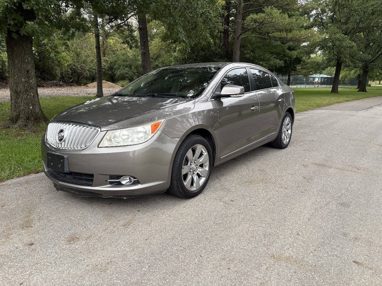 Used 2011 Buick LaCrosse CXL AWD/4WD image 2