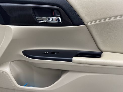 Used 2014 Honda Accord EX-L image 41