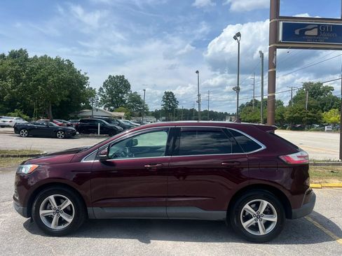 Used 2019 Ford Edge SEL w/ Equipment Group 201A FWD image 10