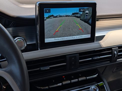 Used 2021 Lincoln Corsair FWD w/ Convenience Package image 30