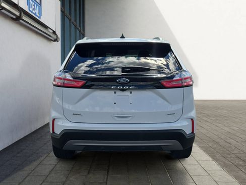 Used 2024 Ford Edge SEL w/ Convenience Package AWD/4WD image 4
