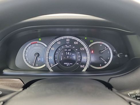 Used 2017 Honda Accord EX-L image 25