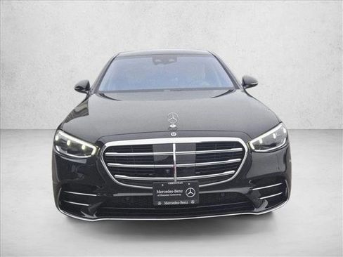 Used 2024 Mercedes-Benz S 580e 4MATIC Sedan image 2