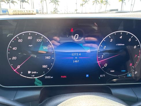 Used 2025 Mercedes-Benz GLC 300 image 26