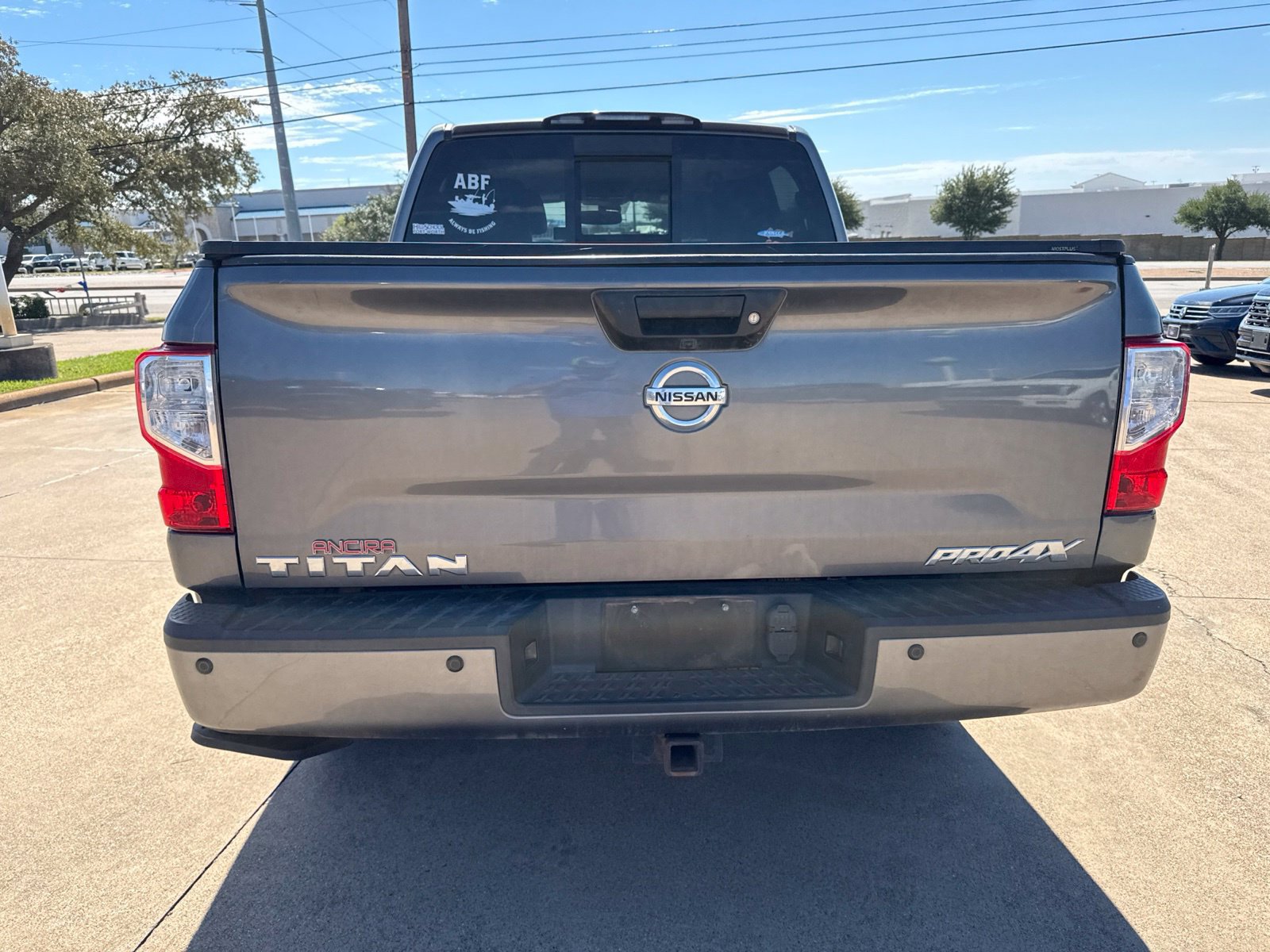 Used 2019 Nissan Titan PRO-4X w/ Pro-4x Convenience Package AWD/4WD image 6