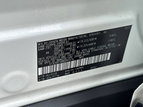 Used 2021 Toyota RAV4 XSE AWD/4WD image 31