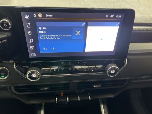 Used 2024 Chevrolet Colorado LT w/ LT Convenience Package image 31