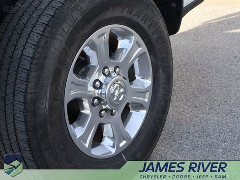 Used 2024 RAM 3500 Big Horn image 32